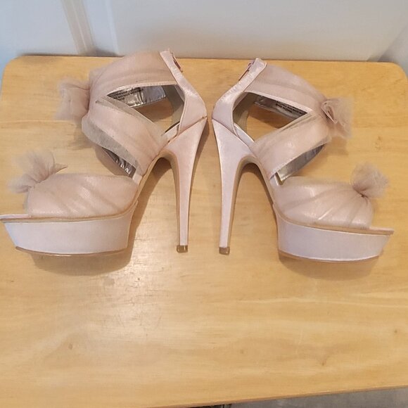 Size 6 Charlotte Russe Tutu Stiletto Peep Toe Platform High Heels. Zip Back. - Picture 6 of 10